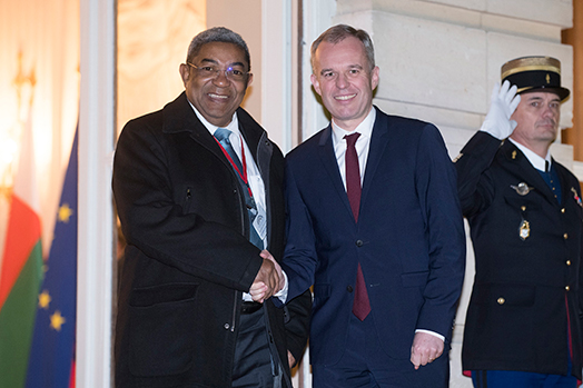 Entretien avec M. Jean-Max Rakotomamonjy, Président de l'Assemblée nationale de la République de Madagascar