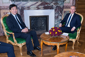  Entretien avec S.E.M. Zhai Jun, Ambassadeur de la République populaire de Chine en France